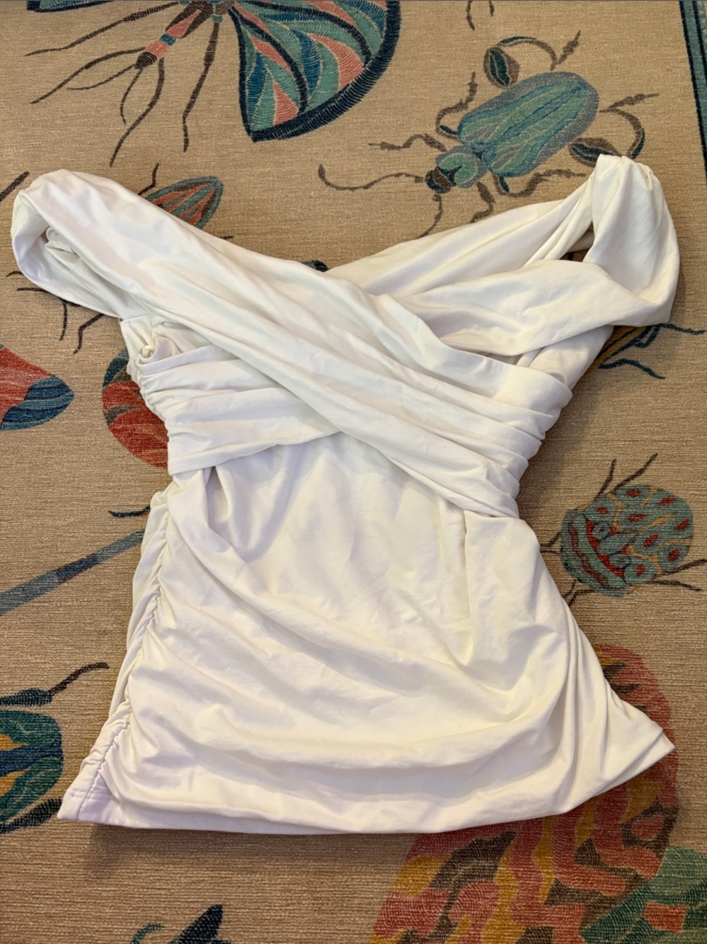 Abercrombie and Fitch off the shoulder white ruched top